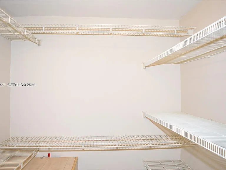 9 NE 19th Ct #204C — Photo 7
