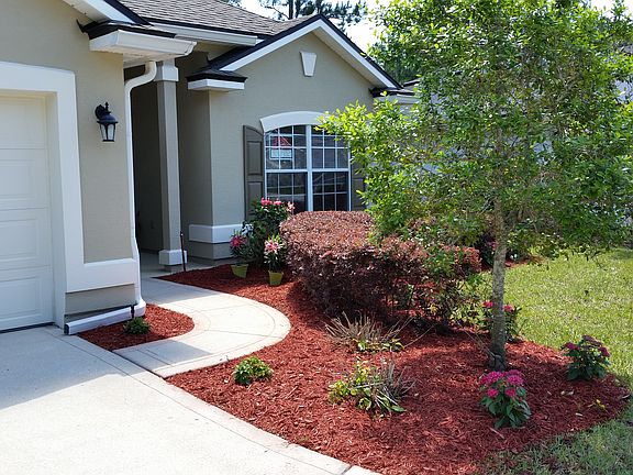 3rd image of 2076 N Cranbrook Ave