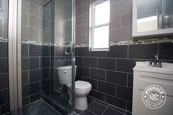 Rented by MySpaceNYC | media 20