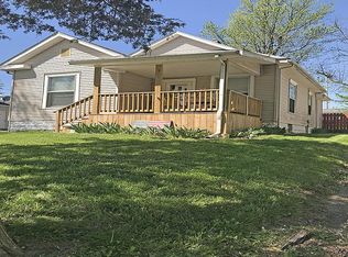 525 S 22nd Pl, Decatur, IL 62521