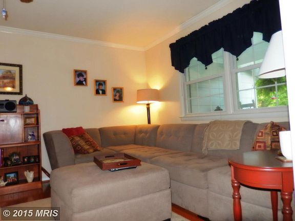 5th image of 8210 Bucknell Dr