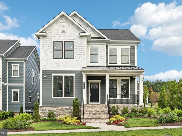 42735 Cannon Chapel Dr, Leesburg, VA 20176