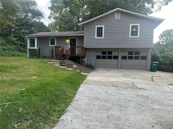 1758 Eric Cir, Lawrenceville, GA 30043