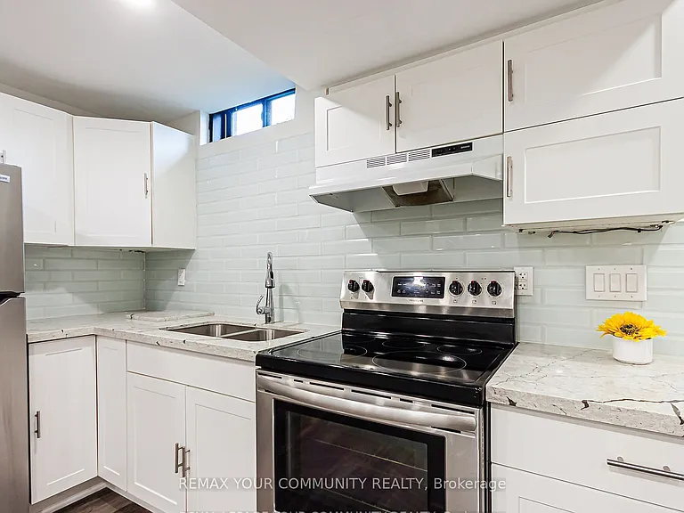 33 Durness Ave #BASEMENT — Photo 13