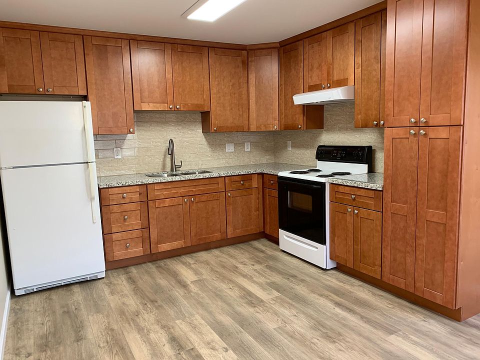 1st image of 1142 Starbird Cir #4