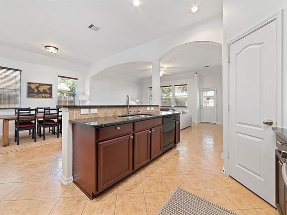4th image of 24526 Foxberry Glen Ln