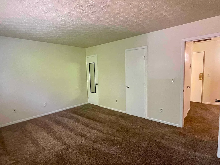 6255 Beechmont Ave #24 — Photo 14