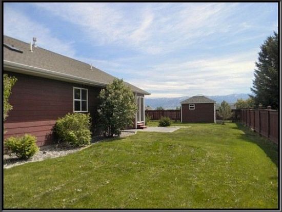 2nd image of 18 Sibley Ln