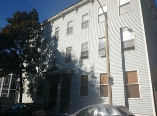 19 Middle St APT 3, South Boston, MA 02127