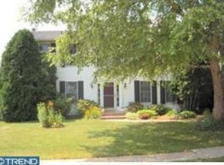 246 Radio Park Ln, Brookhaven, PA 19015