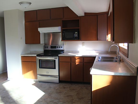 2nd image of 413 Euruka Avenue Hamilton Acres