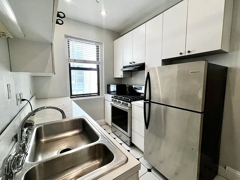 82 Jersey St #31 — Photo 9