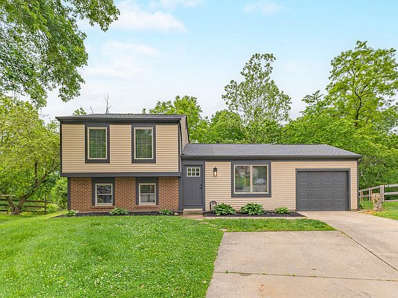 2nd image of 3245 Laurel Oak Ct