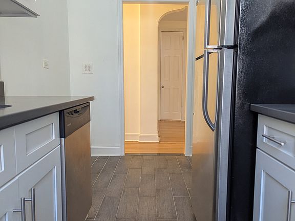 4th image of 45 Kew Gardens Rd APT 5C