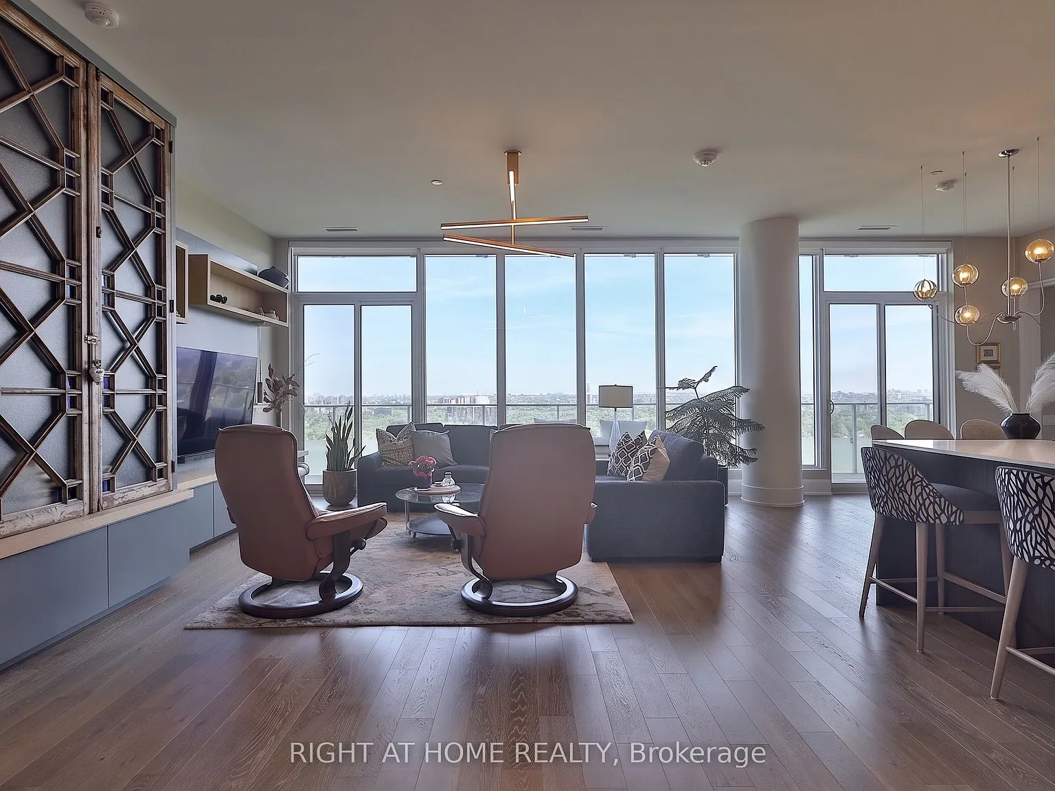 3 bed, $6,750 — Photo 2