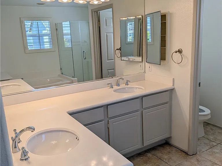 27 Picket Ln — Photo 10