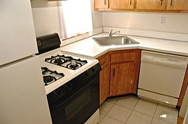 Rented by Boerum Hill Realty | media 56