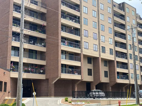 121 14th St NE APT 202, Rochester, MN 55906