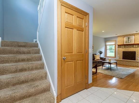 4th image of 514 Villa Circle Dr Unit 20