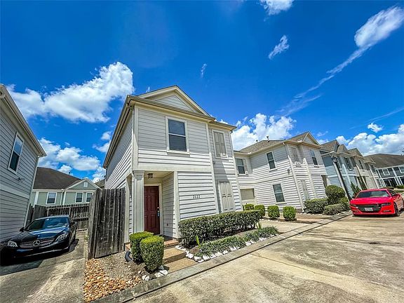 5th image of 2622 Woodridge Cove Dr