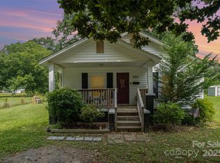 201 Oakland Dr, Lowell, NC 28098