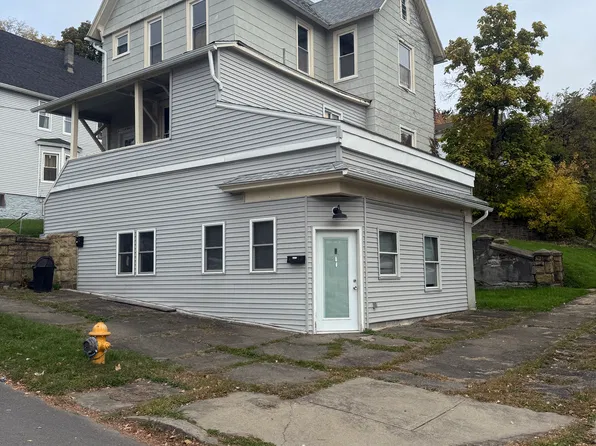 1327 Vine St, Scranton, PA 18510