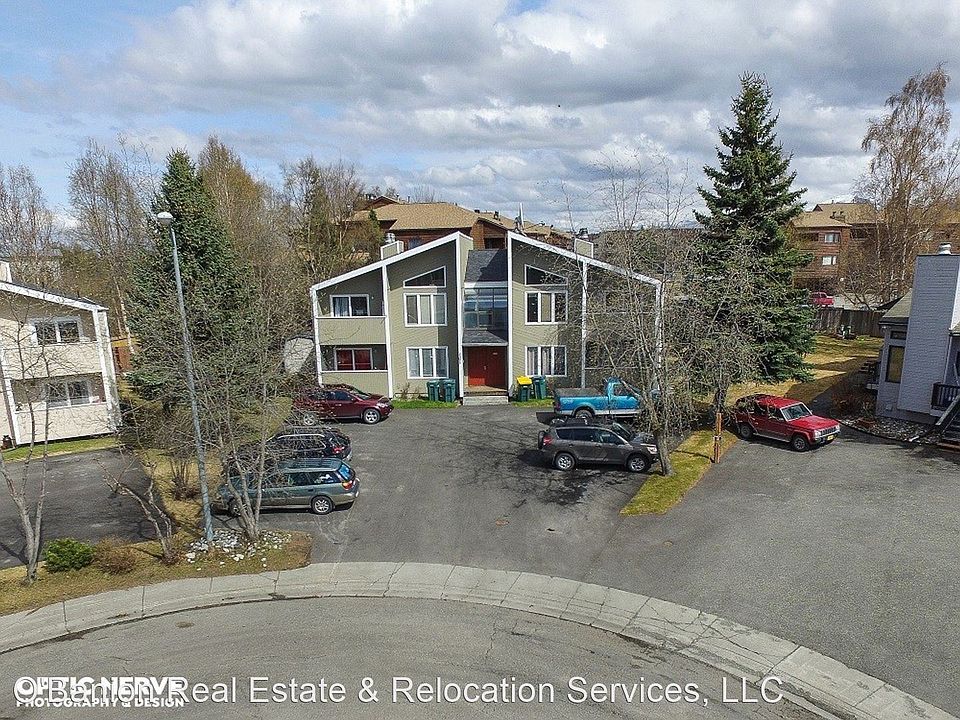 2nd image of 1811 Congress Cir #2