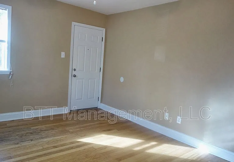 8105 Greenwood Ave #E — Photo 8