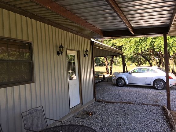 3rd image of 2087 N Lakeview Dr