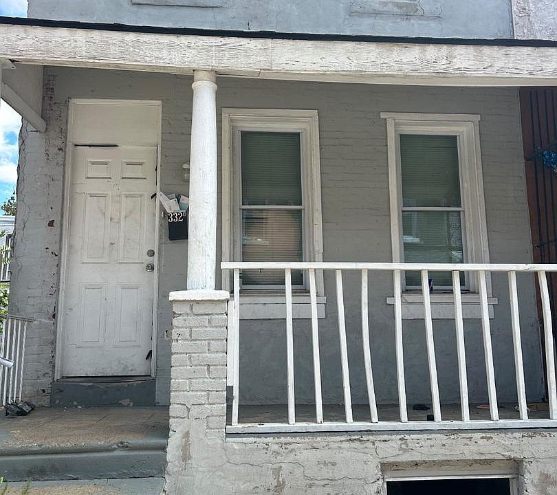 1st image of 3323 Mutter St