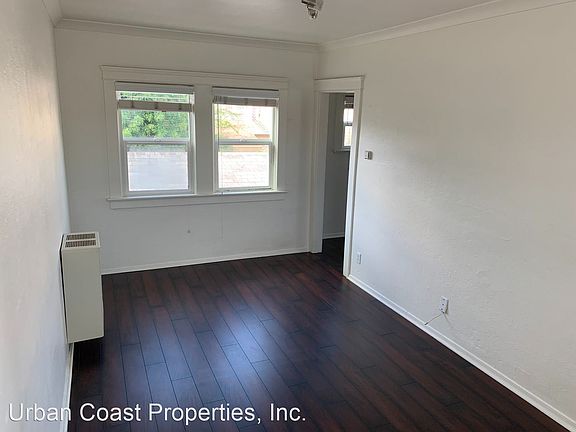 2nd image of 3022 Cedar St