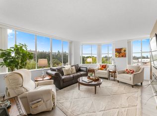 11910 80th Ave #801, Delta, BC V4C8E3