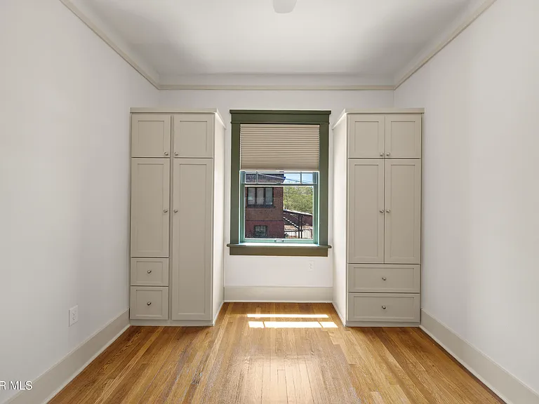 914 W Yandell Dr #2B — Photo 16