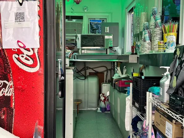 846 Stanley Avenue image 27 of 27