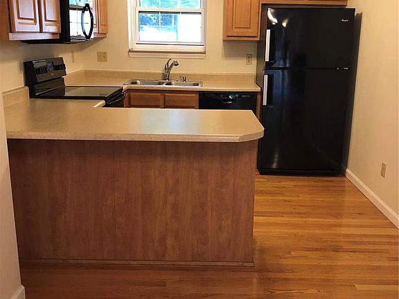 3rd image of 12958 Bryce Canyon Dr APT D