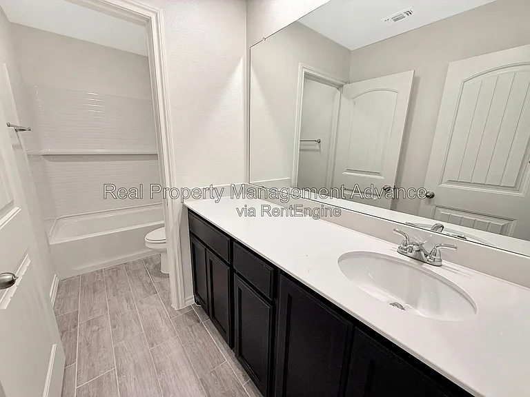8977 Eaton St — Photo 9