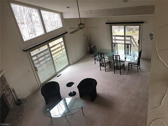 3rd image of 28799 Orangewood Dr