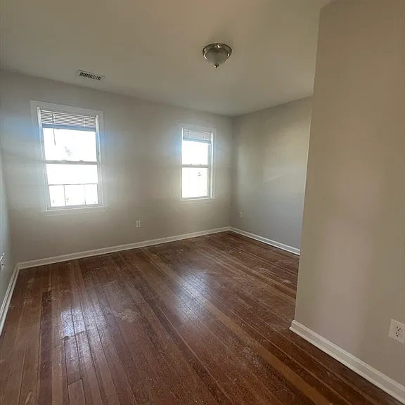 100 Sumner St #100 — Photo 8