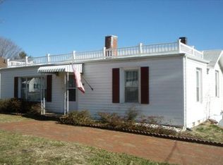 526 Butler St, Pilot Mountain, NC 27041