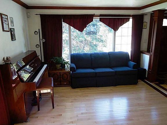 3rd image of 234 Rockingham Rd