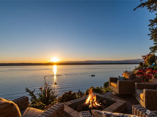 4214 Forest Beach Drive NW, Gig Harbor, WA 98335