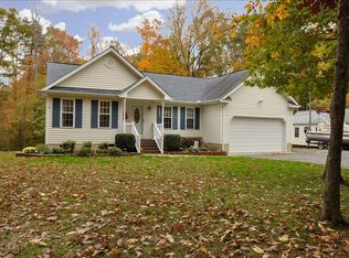 166 Robbie Rd, Bumpass, VA 23024