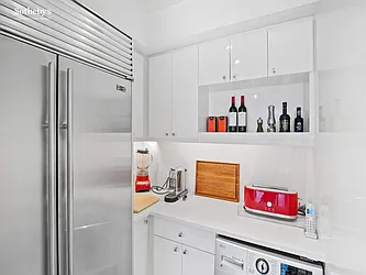 Rented by Sotheby's International Realty