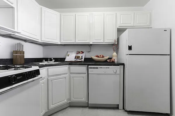 Rented by Compass | media 13