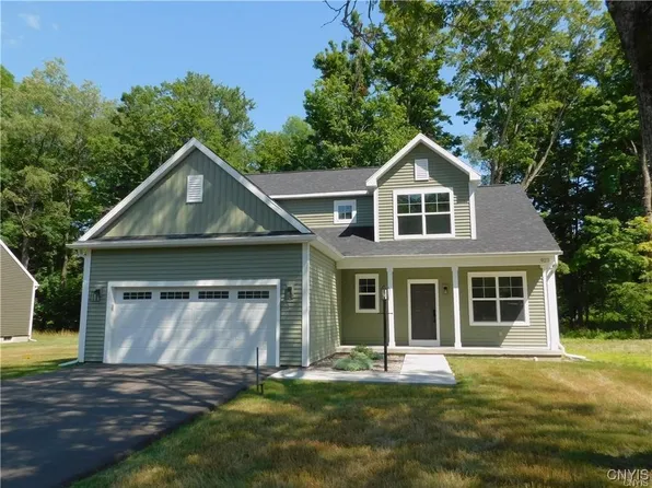 935 Park Dr, Rome Inside, NY 13441