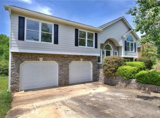 103 Garretts Dr, Douglasville, GA 30134