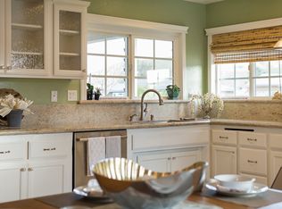 3527 Evans Dr, Simi Valley, CA 93063