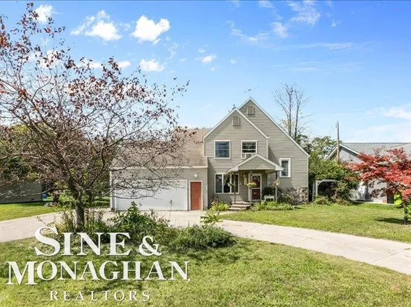 210 Michigan Ave, Marysville, MI 48040