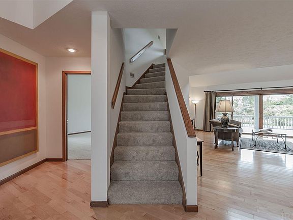 5th image of 51315 Stoneybrooke Dr