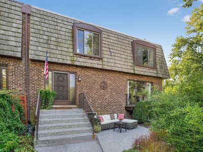 1403 Sheridan Rd, Wilmette, IL, 60091